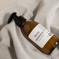 Perile Gentle Hydrating Cleanser - Squalene + Antioxidants